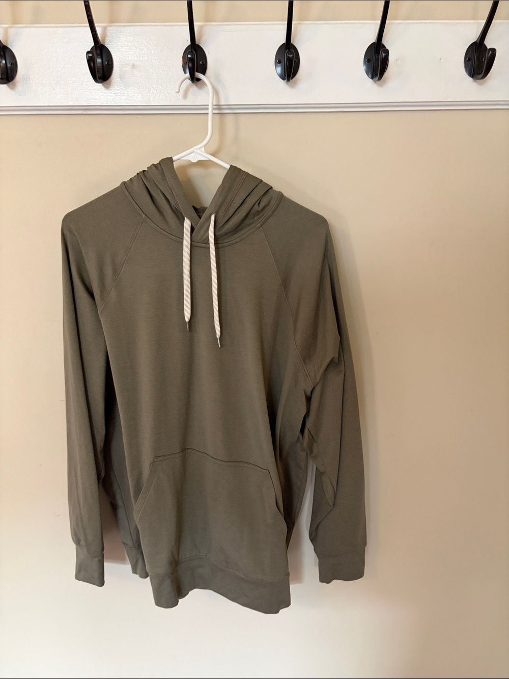 Vuori halo performance hoodie 2.0